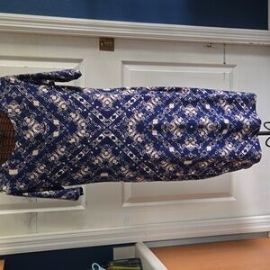 LuLaRoe Body Hugging Blue and Cream Geomeyric Dress-Size XL